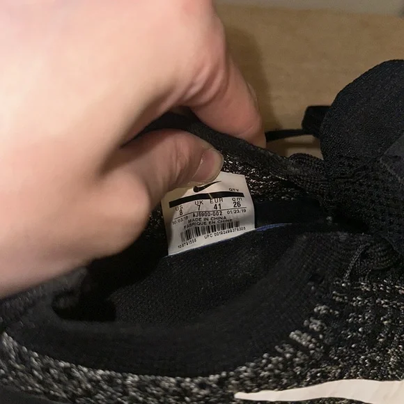 Nike Vapormax Running Shoes - Picture 6 of 6